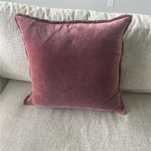 Arhaus Pillow Cover NWOT - Picture 5 of 7